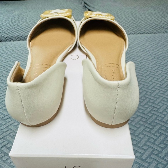 sophisticated LC Lauren Conrad Azra women's dress flats. - Picture 9 of 14